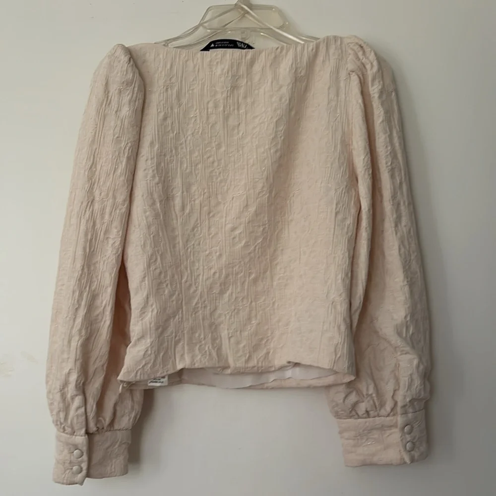 Zara Cream Textured Crinkle Sweetheart Puff Sleeve Blouse Sz S NWOT